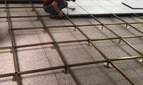玉米视频在线观看地板收边技巧的讲解